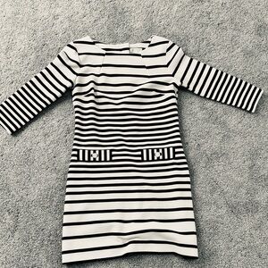 Lily Pulitzer Charlene Navy and White shift dress Sz: XS